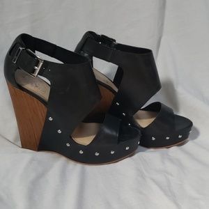 Vince Camuto Wedges